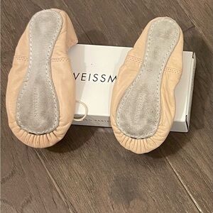 Weissman  Genuine Leather Ballet girl’s shoe